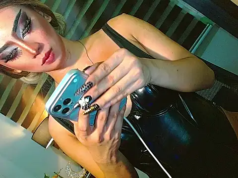 Queen yasii 88 online show from 06-24-26, 02:05