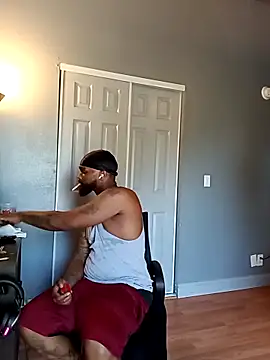 Snapshot of EbonyKing69 chatting on 09-27-25, 11:21 EbonyKing69 online show from 09-27-25, 11:21