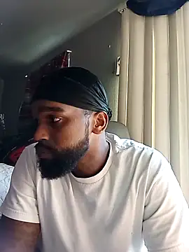 Snapshot of EbonyKing69 chatting on 10-20-25, 05:02 EbonyKing69 online show from 10-20-25, 05:02