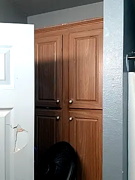 Snapshot of EbonyKing69 chatting on 11-24-25, 06:46 EbonyKing69 online show from 11-24-25, 06:46