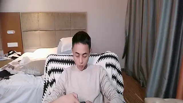 Tsia-Die online show from 12-21-25, 02:02