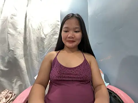Snapshot of princess_janine chatting on 03-27-26, 12:16 princess janine online show from 03-27-26, 12:16