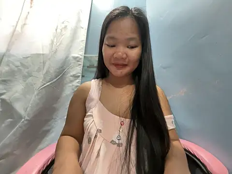 Snapshot of princess_janine chatting on 04-02-26, 06:11 princess janine online show from 04-02-26, 06:11
