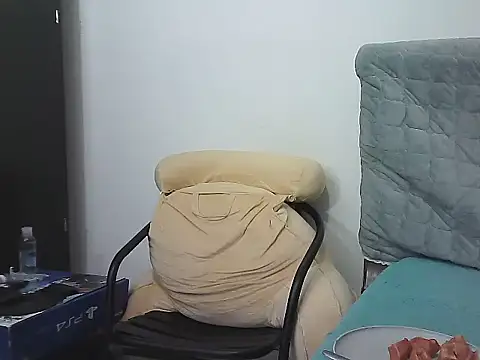 morenocabro10 online show from 11-18-25, 01:44