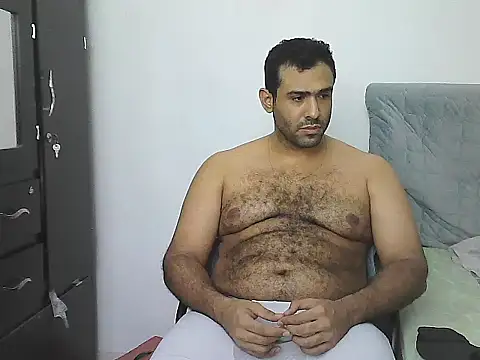 morenocabro10 online show from 03-07-26, 12:29