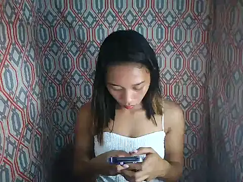 Virgen christine01 online show from 11-18-25, 11:47