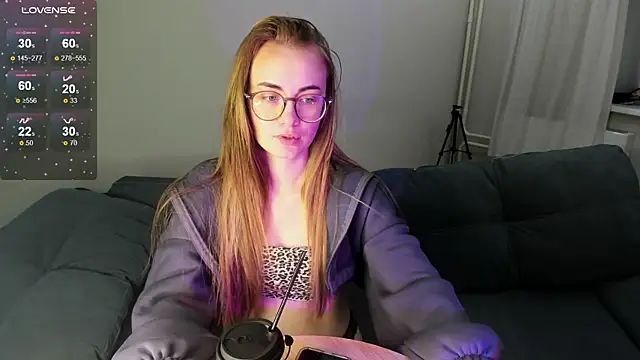 MewStella online show from 10-24-25, 11:45