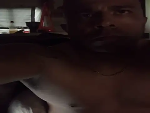 Snapshot of Rcarrasco15 chatting on 01-07-26, 08:33 Rcarrasco15 online show from 01-07-26, 08:33