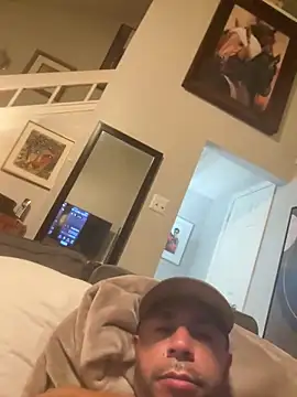 Rcarrasco15 online show from 04-18-26, 09:35