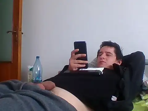 hugecock4u1990 online show from 11-28-25, 08:06