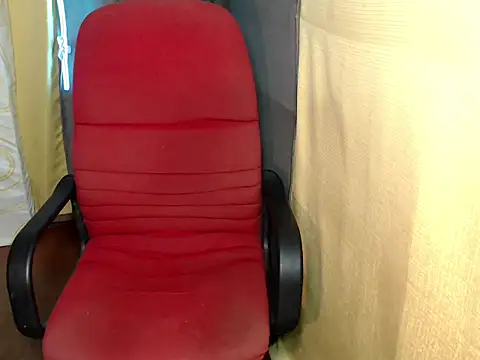 lovelyallena07 online show from 05-24-26, 07:13