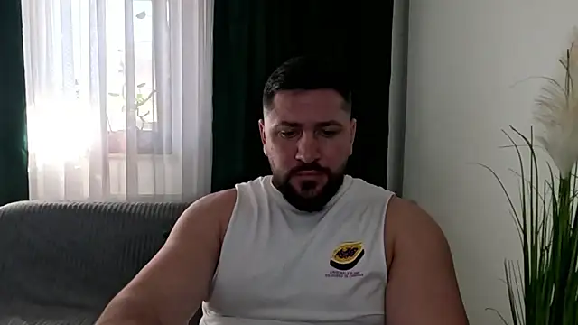 Gold Alpha Boy online show from 03-11-26, 12:33