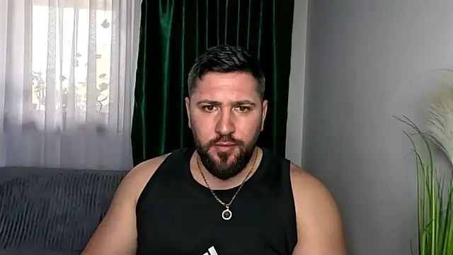 Gold Alpha Boy online show from 04-06-26, 02:18