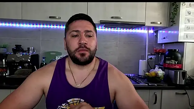 Snapshot of Gold_Alpha_Boy chatting on 06-21-26, 05:21 Gold Alpha Boy online show from 06-21-26, 05:21