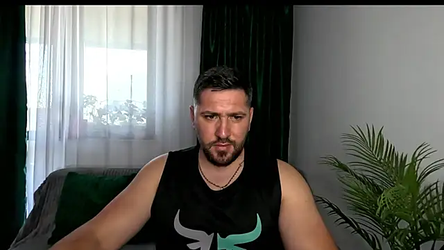 Snapshot of Gold_Alpha_Boy chatting on 06-24-26, 03:55 Gold Alpha Boy online show from 06-24-26, 03:55