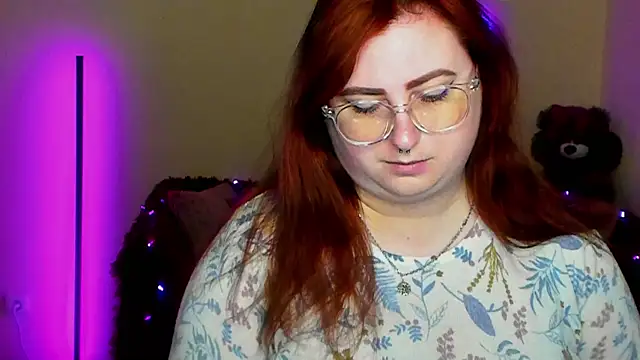 Alicia love00 online show from 04-20-26, 05:21