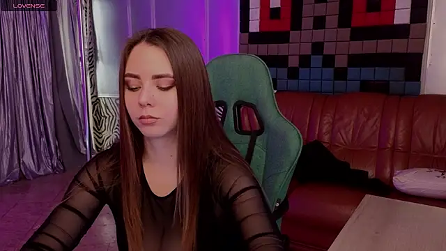 Snapshot of IvoryWood_ chatting on 10-05-25, 09:51 IvoryWood online show from 10-05-25, 09:51