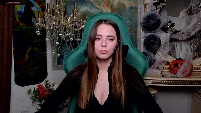 Snapshot of IvoryWood_ chatting on 10-26-25, 11:27 IvoryWood online show from 10-26-25, 11:27