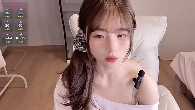 Snapshot of gougou77 chatting on 06-24-26, 10:25 gougou77 online show from 06-24-26, 10:25