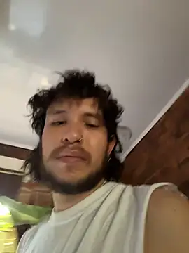 Snapshot of Luxx_14 chatting on 09-22-25, 07:05 Luxx 14 online show from 09-22-25, 07:05