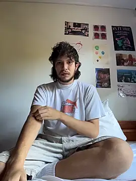 Snapshot of Luxx_14 chatting on 10-01-25, 04:46 Luxx 14 online show from 10-01-25, 04:46