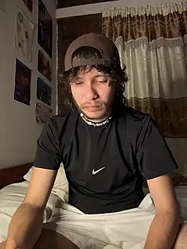 Snapshot of Luxx_14 chatting on 10-03-25, 12:40 Luxx 14 online show from 10-03-25, 12:40