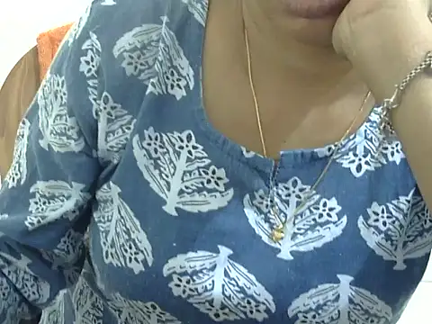 CHAMELI4747 online show from 07-02-26, 08:42