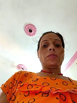 Snapshot of ISHANI-SINGH chatting on 09-23-25, 03:20 ISHANI-SINGH online show from 09-23-25, 03:20