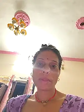 Snapshot of ISHANI-SINGH chatting on 09-30-25, 02:22 ISHANI-SINGH online show from 09-30-25, 02:22