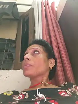 Snapshot of ISHANI-SINGH chatting on 10-03-25, 02:03 ISHANI-SINGH online show from 10-03-25, 02:03