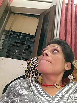 Snapshot of ISHANI-SINGH chatting on 10-14-25, 02:18 ISHANI-SINGH online show from 10-14-25, 02:18