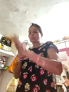 Snapshot of ISHANI-SINGH chatting on 10-27-25, 03:21 ISHANI-SINGH online show from 10-27-25, 03:21