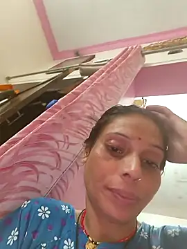 Snapshot of ISHANI-SINGH chatting on 10-28-25, 04:09 ISHANI-SINGH online show from 10-28-25, 04:09