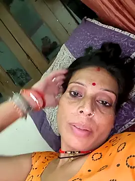 Snapshot of ISHANI-SINGH chatting on 10-30-25, 02:40 ISHANI-SINGH online show from 10-30-25, 02:40