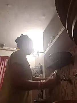 Snapshot of ISHANI-SINGH chatting on 11-14-25, 02:10 ISHANI-SINGH online show from 11-14-25, 02:10