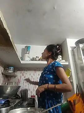 ISHANI-SINGH online show from 06-24-26, 01:43