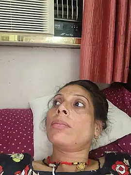 ISHANI-SINGH online show from 07-13-26, 01:03