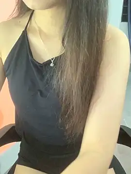 Snapshot of Tinasx56 chatting on 12-15-25, 04:44 Tinasx56 online show from 12-15-25, 04:44