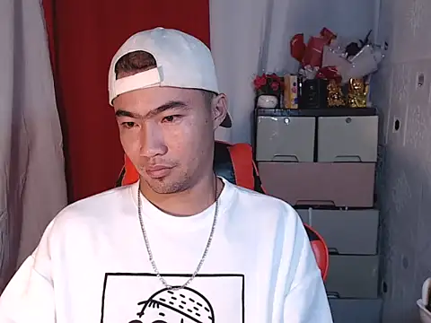 Snapshot of Siege_cum69 chatting on 11-18-25, 06:56 Siege cum69 online show from 11-18-25, 06:56