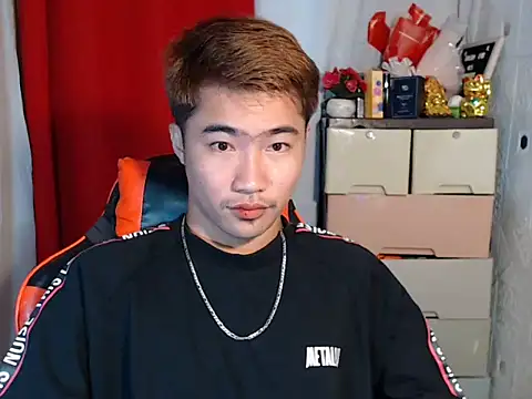 Snapshot of Siege_cum69 chatting on 11-25-25, 07:36 Siege cum69 online show from 11-25-25, 07:36