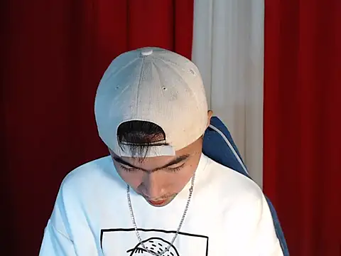 Snapshot of Siege_cum69 chatting on 02-13-26, 07:43 Siege cum69 online show from 02-13-26, 07:43