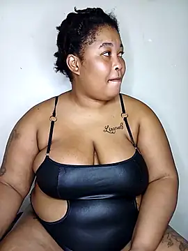 Snapshot of Sexybella-97 chatting on 09-26-25, 02:04 Sexybella-97 online show from 09-26-25, 02:04