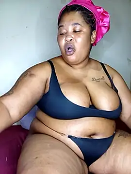 Snapshot of Sexybella-97 chatting on 10-04-25, 05:22 Sexybella-97 online show from 10-04-25, 05:22