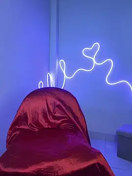 Megan-picozi online show from 09-11-25, 02:11