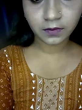 Snapshot of Soniya549 chatting on 10-12-25, 05:45 Soniya549 online show from 10-12-25, 05:45