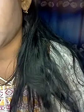 Snapshot of Soniya549 chatting on 10-13-25, 06:19 Soniya549 online show from 10-13-25, 06:19