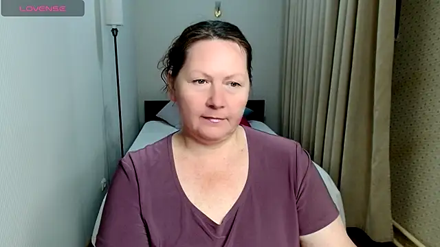 milf hornys online show from 09-08-25, 05:12