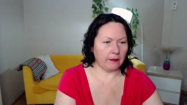 milf hornys online show from 11-18-25, 04:22