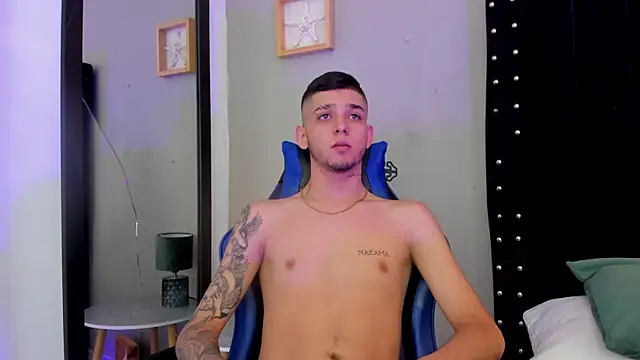 Mathewboy1 online show from 01-18-26, 12:20