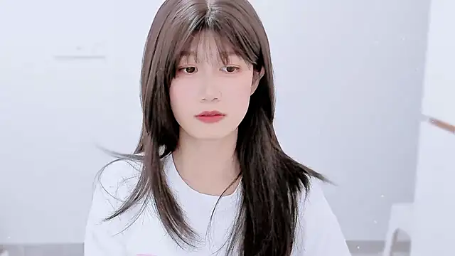 Rabbitlittlefool online show from 12-20-25, 03:24